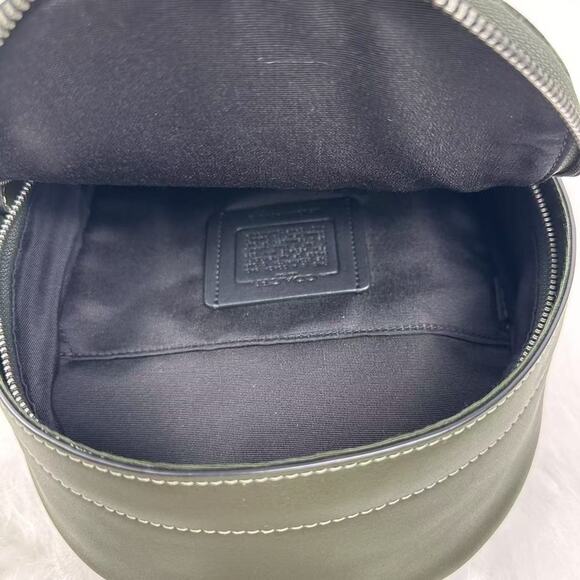 COACH Men’s West Pack In Signature Camo Print Gunmetal/Dark Shamrock CW312 NWT - Picture 6 of 8